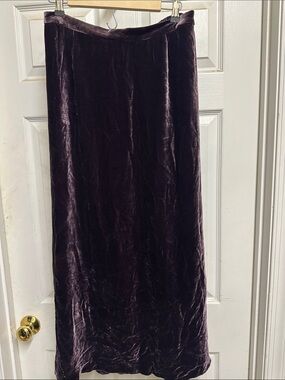The ultimate 90s witch skirt.